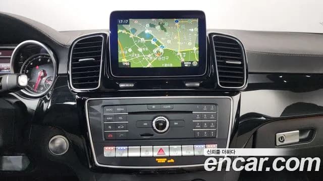 2017 Mercedes-Benz GLS-Class X166 GLS500 4MATIC Sold VIN WDCDF7DEXHA836977 – photo 34 2017 Mercedes-Benz GLS-Class X166 GLS500 4MATIC Sold VIN WDCDF7DEXHA836977 – photo 34
