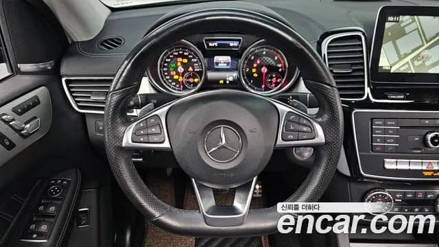 2017 Mercedes-Benz GLE-Class W166 GLE350 d 4MATIC Coupe Sold VIN WDCED2EB8HA082317 – interior seats 2017 Mercedes-Benz GLE-Class W166 GLE350 d 4MATIC Coupe Sold VIN WDCED2EB8HA082317 – interior seats