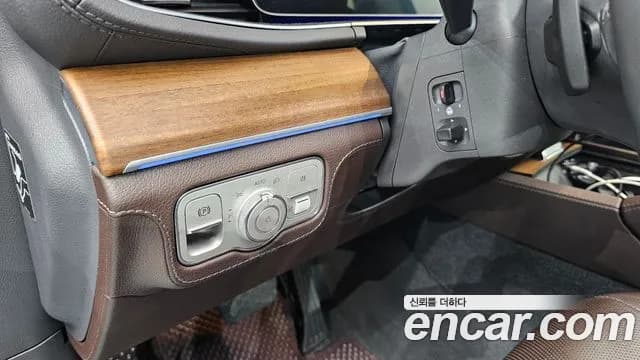 2020 Mercedes-Benz GLE-Class W167 GLE450 4MATIC Sold VIN WDCFB5KB1LA096763 – interior seats 2020 Mercedes-Benz GLE-Class W167 GLE450 4MATIC Sold VIN WDCFB5KB1LA096763 – interior seats