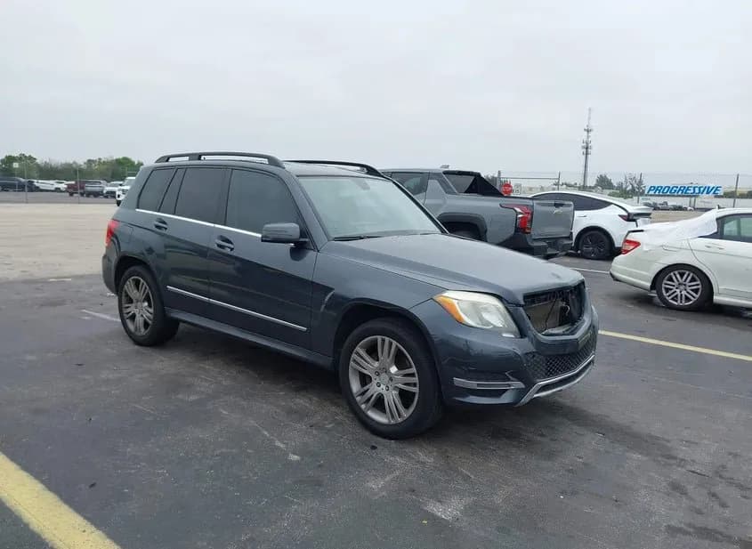 2014 MERCEDES-BENZ GLK-Class Used VIN WDCGG5HB6EG295420 – exterior detail 2014 MERCEDES-BENZ GLK-Class Used VIN WDCGG5HB6EG295420 – exterior detail