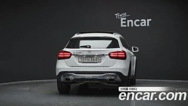 2018 Mercedes-Benz GLA-Class X156 GLA220 Premium Sold VIN WDCTG4FB0JJ492639 – front exterior 2018 Mercedes-Benz GLA-Class X156 GLA220 Premium Sold VIN WDCTG4FB0JJ492639 – front exterior