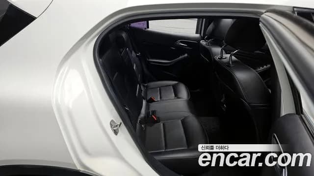2018 Mercedes-Benz GLA-Class X156 GLA220 Premium Sold VIN WDCTG4FB0JJ492639 – rear exterior 2018 Mercedes-Benz GLA-Class X156 GLA220 Premium Sold VIN WDCTG4FB0JJ492639 – rear exterior