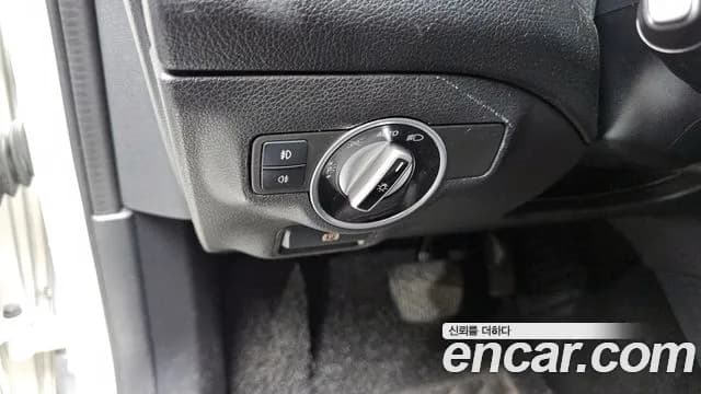 2018 Mercedes-Benz GLA-Class X156 GLA220 Premium Sold VIN WDCTG4FB0JJ492639 – photo 15 2018 Mercedes-Benz GLA-Class X156 GLA220 Premium Sold VIN WDCTG4FB0JJ492639 – photo 15