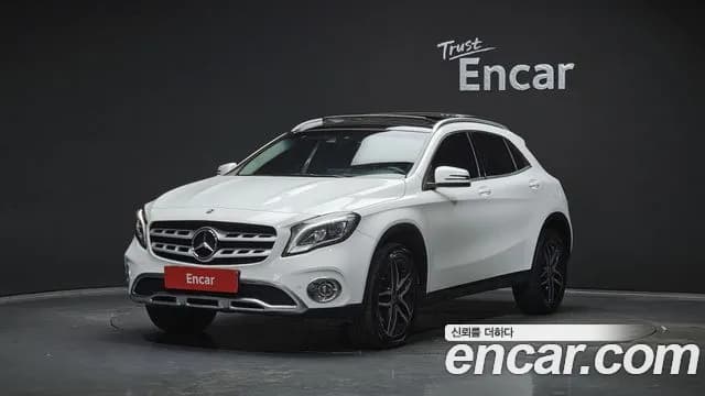2018 Mercedes-Benz GLA-Class X156 GLA220 Premium Sold VIN WDCTG4FB0JJ492639 – photo 19 2018 Mercedes-Benz GLA-Class X156 GLA220 Premium Sold VIN WDCTG4FB0JJ492639 – photo 19