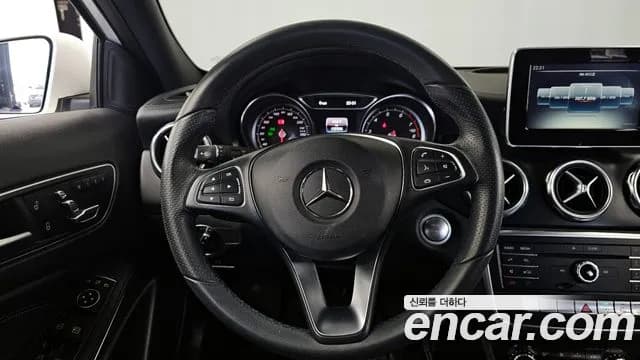 2018 Mercedes-Benz GLA-Class X156 GLA220 Premium Sold VIN WDCTG4FB1JJ485523 – photo 23 2018 Mercedes-Benz GLA-Class X156 GLA220 Premium Sold VIN WDCTG4FB1JJ485523 – photo 23