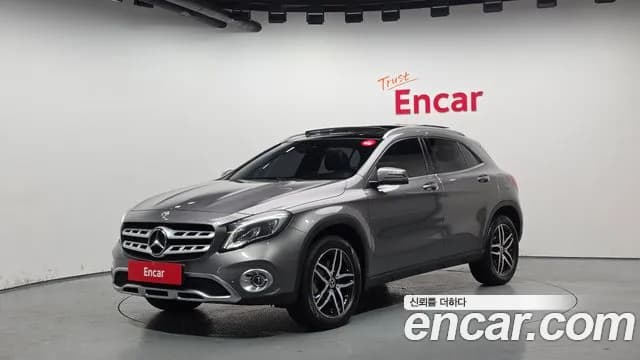 2019 Mercedes-Benz GLA-Class X156 GLA220 Premium Sold VIN WDCTG4FB3KJ572633 – side profile 2019 Mercedes-Benz GLA-Class X156 GLA220 Premium Sold VIN WDCTG4FB3KJ572633 – side profile
