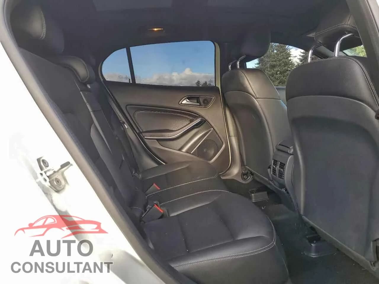 2018 MERCEDES-BENZ GLA-CLASS Damaged VIN WDCTG4GB5JJ449428 – photo 11 2018 MERCEDES-BENZ GLA-CLASS Damaged VIN WDCTG4GB5JJ449428 – photo 11