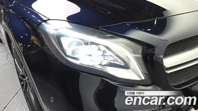 2019 Mercedes-Benz GLA-Class X156 GLA45 AMG 4MATIC Sold VIN WDCTG5CB4KJ544334 – interior seats 2019 Mercedes-Benz GLA-Class X156 GLA45 AMG 4MATIC Sold VIN WDCTG5CB4KJ544334 – interior seats