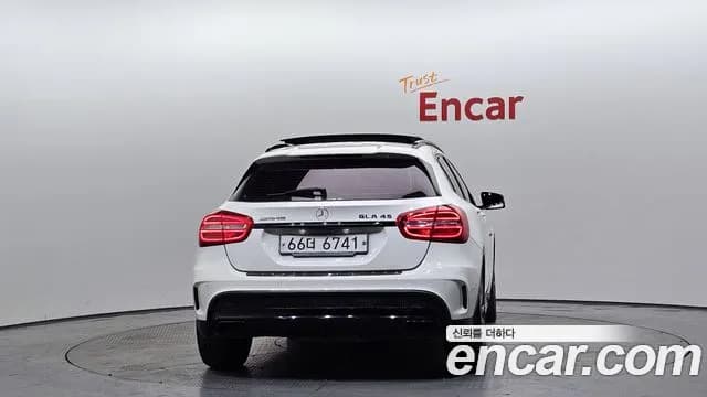 2017 Mercedes-Benz GLA-Class X156 GLA45 AMG 4MATIC Sold VIN WDCTG5CB8HJ334098 – photo 13 2017 Mercedes-Benz GLA-Class X156 GLA45 AMG 4MATIC Sold VIN WDCTG5CB8HJ334098 – photo 13