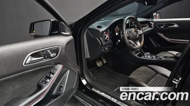 2019 Mercedes-Benz GLA-Class X156 GLA45 AMG 4MATIC Sold VIN WDCTG5CB9KJ608853 – front exterior 2019 Mercedes-Benz GLA-Class X156 GLA45 AMG 4MATIC Sold VIN WDCTG5CB9KJ608853 – front exterior