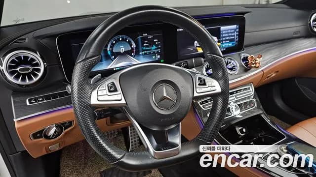 2017 Mercedes-Benz E-Class W213 E220d Coupe Sold VIN WDD1J1EB3HF009744 – interior seats 2017 Mercedes-Benz E-Class W213 E220d Coupe Sold VIN WDD1J1EB3HF009744 – interior seats
