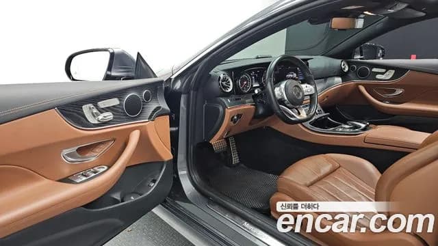 2019 Mercedes-Benz E-Class W213 E220d Coupe Sold VIN WDD1J1EB4KF117104 – trunk area 2019 Mercedes-Benz E-Class W213 E220d Coupe Sold VIN WDD1J1EB4KF117104 – trunk area