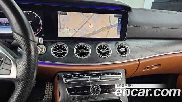 2017 Mercedes-Benz E-Class W213 E220d Coupe Sold VIN WDD1J1EB5HF023001 – exterior detail 2017 Mercedes-Benz E-Class W213 E220d Coupe Sold VIN WDD1J1EB5HF023001 – exterior detail