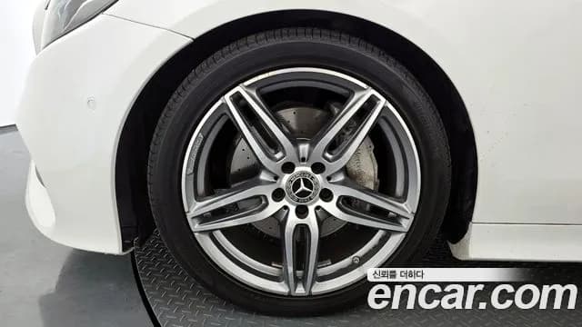 2018 Mercedes-Benz E-Class W213 E220d Cabriolet Sold VIN WDD1K1EB0JF032000 – photo 23 2018 Mercedes-Benz E-Class W213 E220d Cabriolet Sold VIN WDD1K1EB0JF032000 – photo 23
