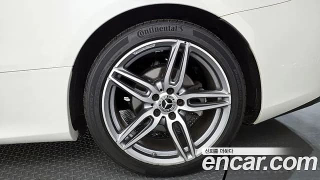 2018 Mercedes-Benz E-Class W213 E220d Cabriolet Sold VIN WDD1K1EB0JF032000 – photo 34 2018 Mercedes-Benz E-Class W213 E220d Cabriolet Sold VIN WDD1K1EB0JF032000 – photo 34