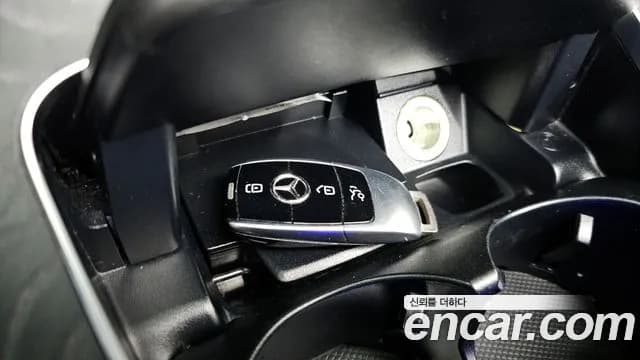 2018 Mercedes-Benz E-Class W213 E220d Cabriolet Sold VIN WDD1K1EB1JF032734 – photo 17 2018 Mercedes-Benz E-Class W213 E220d Cabriolet Sold VIN WDD1K1EB1JF032734 – photo 17