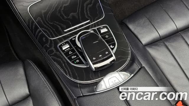2018 Mercedes-Benz E-Class W213 E220d Cabriolet Sold VIN WDD1K1EB1JF032734 – photo 31 2018 Mercedes-Benz E-Class W213 E220d Cabriolet Sold VIN WDD1K1EB1JF032734 – photo 31