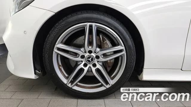 2018 Mercedes-Benz E-Class W213 E220d Cabriolet Sold VIN WDD1K1EB6JF035399 – rear exterior 2018 Mercedes-Benz E-Class W213 E220d Cabriolet Sold VIN WDD1K1EB6JF035399 – rear exterior