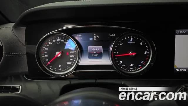 2019 Mercedes-Benz E-Class W213 E220d Cabriolet Sold VIN WDD1K1EB7KF116669 – photo 18 2019 Mercedes-Benz E-Class W213 E220d Cabriolet Sold VIN WDD1K1EB7KF116669 – photo 18