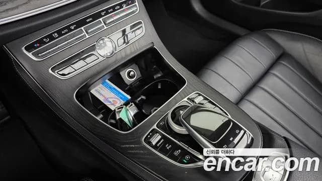 2018 Mercedes-Benz E-Class W213 E220d Cabriolet Sold VIN WDD1K1EBXJF035356 – photo 12 2018 Mercedes-Benz E-Class W213 E220d Cabriolet Sold VIN WDD1K1EBXJF035356 – photo 12