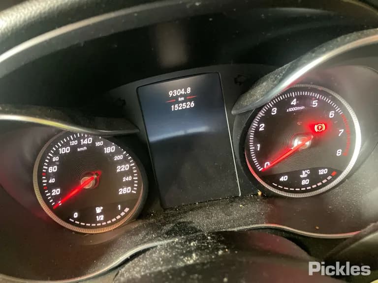 2015 Mercedes-Benz C-Class Used VIN WDD2050422R067911 – odometer reading 2015 Mercedes-Benz C-Class Used VIN WDD2050422R067911 – odometer reading