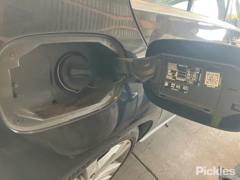 2015 Mercedes-Benz C-Class Used VIN WDD2050422R067911 – photo 16 2015 Mercedes-Benz C-Class Used VIN WDD2050422R067911 – photo 16