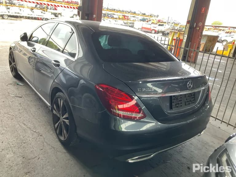 2016 Mercedes-Benz C-Class Used VIN WDD2050422R185470 – rear exterior 2016 Mercedes-Benz C-Class Used VIN WDD2050422R185470 – rear exterior