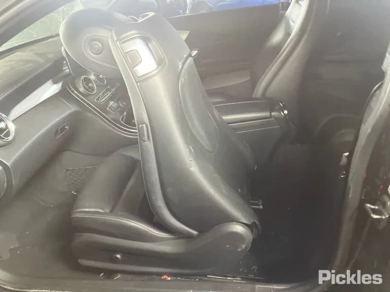 2019 Mercedes-Benz C-Class Used VIN WDD2053772F889381 – interior seats 2019 Mercedes-Benz C-Class Used VIN WDD2053772F889381 – interior seats