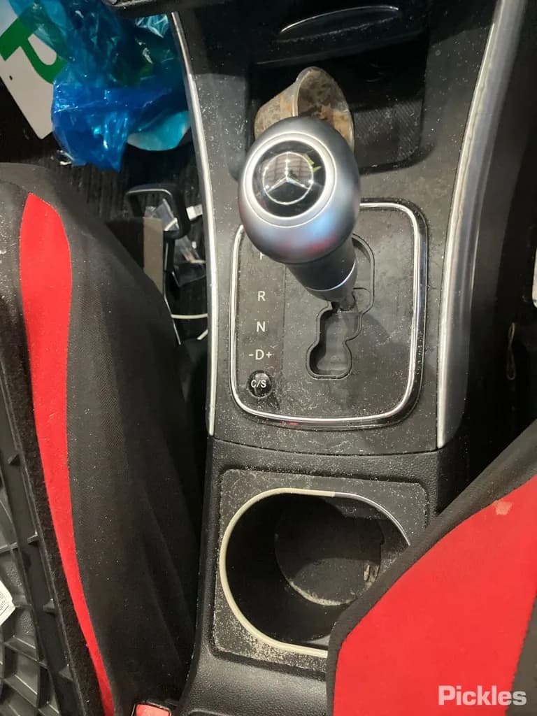 2010 Mercedes-Benz B-Class Used VIN WDD2452322J619044 – exterior detail 2010 Mercedes-Benz B-Class Used VIN WDD2452322J619044 – exterior detail