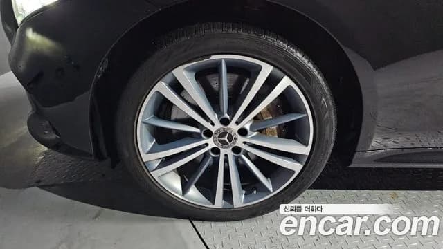 2019 Mercedes-Benz CLS-Class C257 CLS400d 4MATIC Sold VIN WDD2J2DB6KA017174 – photo 20 2019 Mercedes-Benz CLS-Class C257 CLS400d 4MATIC Sold VIN WDD2J2DB6KA017174 – photo 20