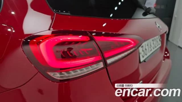 2019 Mercedes-Benz A-Class W177 A220 Hatchback Sold VIN WDD3F4EB2KJ072401 – photo 23 2019 Mercedes-Benz A-Class W177 A220 Hatchback Sold VIN WDD3F4EB2KJ072401 – photo 23