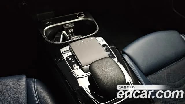 2019 Mercedes-Benz A-Class W177 A220 Hatchback Sold VIN WDD3F4EB2KJ072401 – photo 27 2019 Mercedes-Benz A-Class W177 A220 Hatchback Sold VIN WDD3F4EB2KJ072401 – photo 27