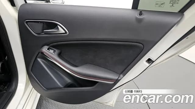 2018 Mercedes-Benz A-Class W176 A200 AMG Line Sold VIN WDDBF4DB2JJ734425 – photo 24 2018 Mercedes-Benz A-Class W176 A200 AMG Line Sold VIN WDDBF4DB2JJ734425 – photo 24