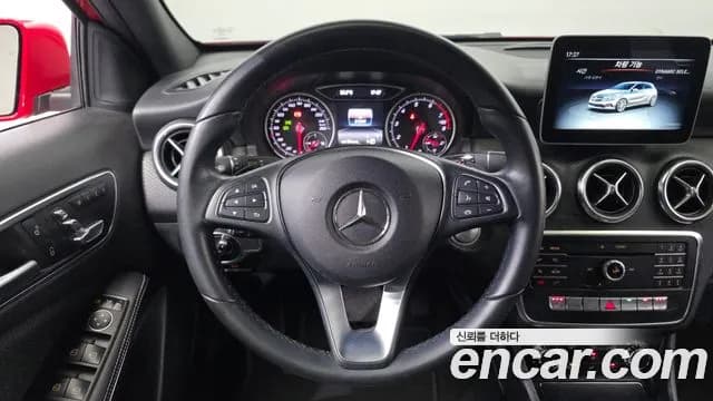 2018 Mercedes-Benz A-Class W176 A200 Sold VIN WDDBF4DB4JJ744499 – photo 20 2018 Mercedes-Benz A-Class W176 A200 Sold VIN WDDBF4DB4JJ744499 – photo 20