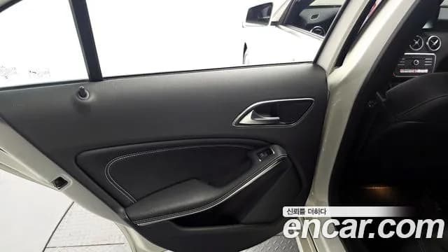 2018 Mercedes-Benz A-Class W176 A200 Sold VIN WDDBF4DBXJJ638400 – photo 16 2018 Mercedes-Benz A-Class W176 A200 Sold VIN WDDBF4DBXJJ638400 – photo 16
