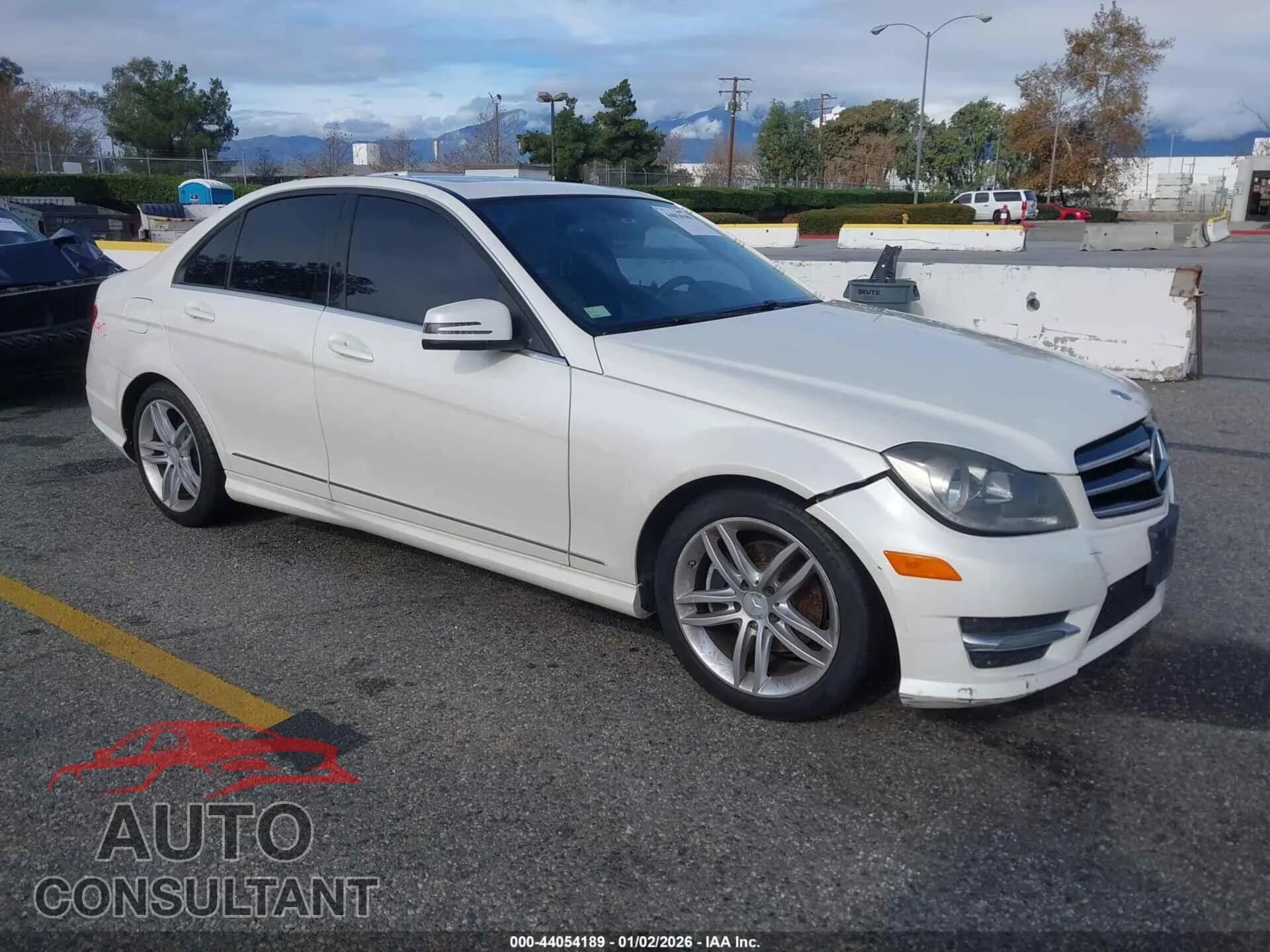 2014 MERCEDES-BENZ C 250 Damaged VIN WDDGF4HB7EG189261 – front exterior 2014 MERCEDES-BENZ C 250 Damaged VIN WDDGF4HB7EG189261 – front exterior