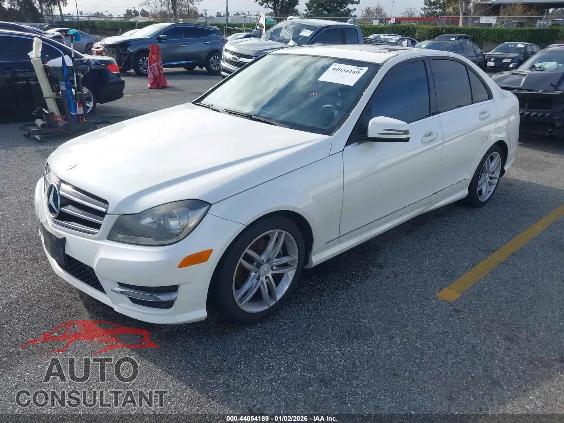 2014 MERCEDES-BENZ C 250 Damaged VIN WDDGF4HB7EG189261 – rear exterior 2014 MERCEDES-BENZ C 250 Damaged VIN WDDGF4HB7EG189261 – rear exterior