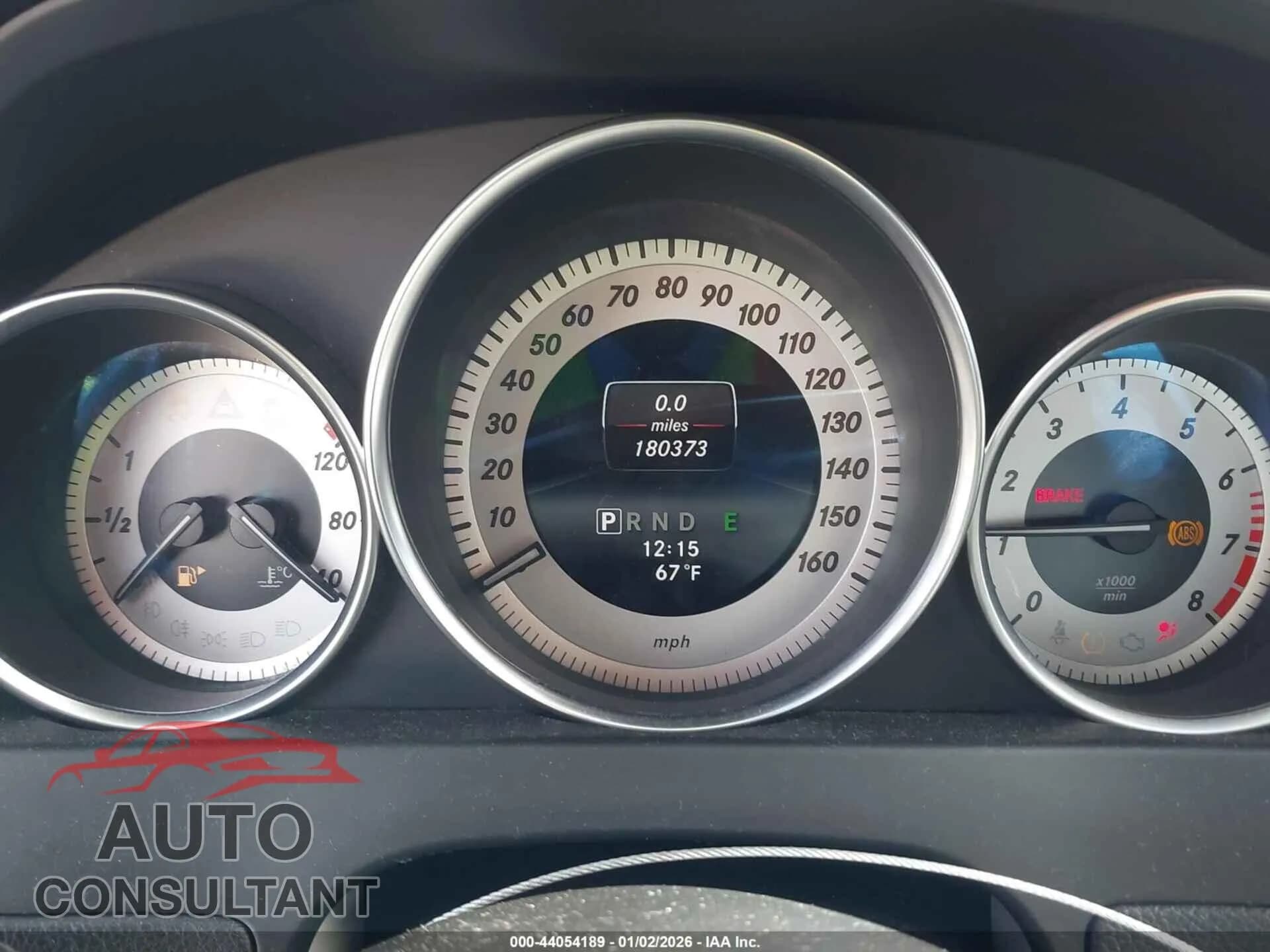 2014 MERCEDES-BENZ C 250 Damaged VIN WDDGF4HB7EG189261 – exterior detail 2014 MERCEDES-BENZ C 250 Damaged VIN WDDGF4HB7EG189261 – exterior detail