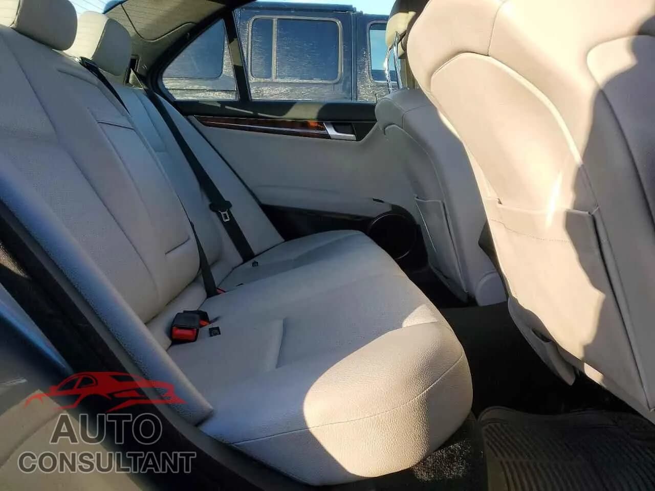 2012 MERCEDES-BENZ C-CLASS Damaged VIN WDDGF8BB7CR240050 – odometer reading 2012 MERCEDES-BENZ C-CLASS Damaged VIN WDDGF8BB7CR240050 – odometer reading