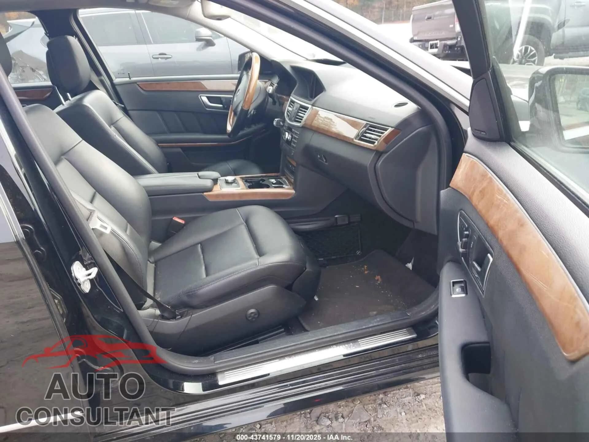 2013 MERCEDES-BENZ E 350 Damaged VIN WDDHF5KB3DA766856 – interior seats 2013 MERCEDES-BENZ E 350 Damaged VIN WDDHF5KB3DA766856 – interior seats
