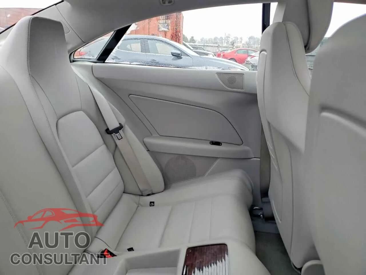 2010 MERCEDES-BENZ E-CLASS Damaged VIN WDDKJ5GB7AF009258 – odometer reading 2010 MERCEDES-BENZ E-CLASS Damaged VIN WDDKJ5GB7AF009258 – odometer reading