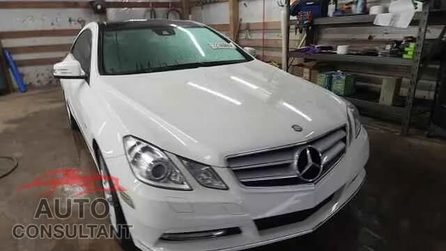 2012 MERCEDES-BENZ E-CLASS Damaged VIN WDDKJ5KB9CF134613 – photo 13 2012 MERCEDES-BENZ E-CLASS Damaged VIN WDDKJ5KB9CF134613 – photo 13