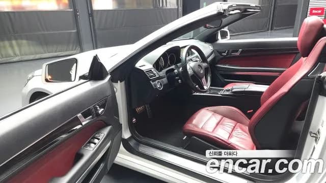 2017 Mercedes-Benz E-Class W212 E200 Cabriolet Sold VIN WDDKK3EF1HF361981 – photo 19 2017 Mercedes-Benz E-Class W212 E200 Cabriolet Sold VIN WDDKK3EF1HF361981 – photo 19
