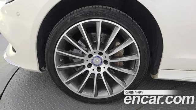 2017 Mercedes-Benz CLS-Class W218 CLS400 Sold VIN WDDLJ6FB2HA195469 – undercarriage 2017 Mercedes-Benz CLS-Class W218 CLS400 Sold VIN WDDLJ6FB2HA195469 – undercarriage