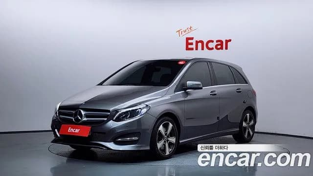 2018 Mercedes-Benz B-Class W246 B220 Sold VIN WDDMH4FB7JN240649 – exterior detail 2018 Mercedes-Benz B-Class W246 B220 Sold VIN WDDMH4FB7JN240649 – exterior detail