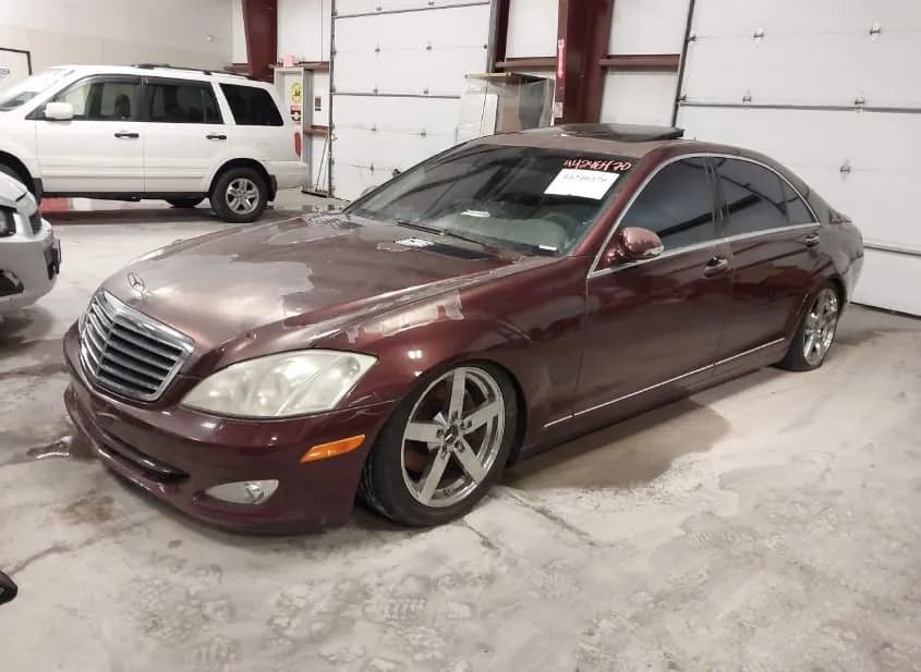 2007 MERCEDES-BENZ S-Class Used VIN WDDNG71X67A010130 – rear exterior 2007 MERCEDES-BENZ S-Class Used VIN WDDNG71X67A010130 – rear exterior