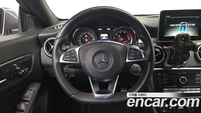 2018 Mercedes-Benz CLA-Class C117 CLA220 AMG Line Sold VIN WDDSJ4FB0JN631945 – photo 11 2018 Mercedes-Benz CLA-Class C117 CLA220 AMG Line Sold VIN WDDSJ4FB0JN631945 – photo 11