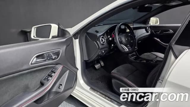 2018 Mercedes-Benz CLA-Class C117 CLA220 AMG Line Sold VIN WDDSJ4FB0JN697573 – front exterior 2018 Mercedes-Benz CLA-Class C117 CLA220 AMG Line Sold VIN WDDSJ4FB0JN697573 – front exterior