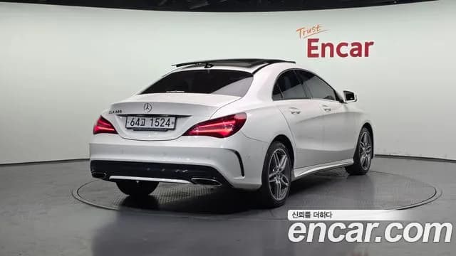 2018 Mercedes-Benz CLA-Class C117 CLA220 AMG Line Sold VIN WDDSJ4FB1JN550985 – photo 19 2018 Mercedes-Benz CLA-Class C117 CLA220 AMG Line Sold VIN WDDSJ4FB1JN550985 – photo 19