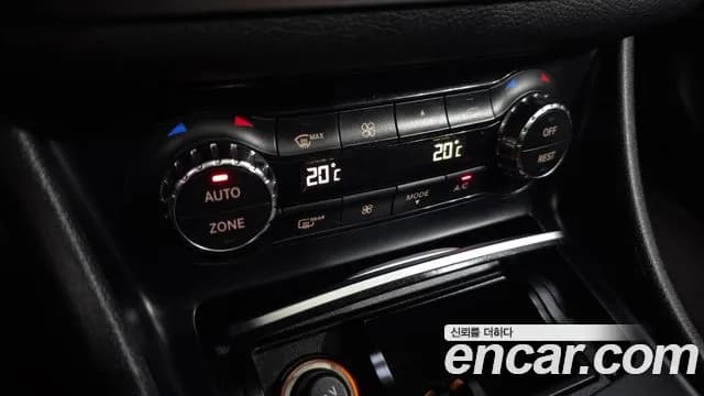 2018 Mercedes-Benz CLA-Class C117 CLA220 AMG Line Sold VIN WDDSJ4FB1JN605080 – interior seats 2018 Mercedes-Benz CLA-Class C117 CLA220 AMG Line Sold VIN WDDSJ4FB1JN605080 – interior seats
